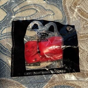 New 2022 Disney Pixar Cars On The Road Cave Lightning Mcqueen # 7 McDonalds Toy